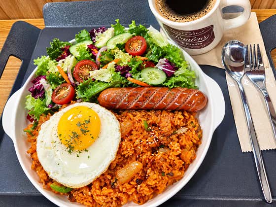 김치 볶음밥(커피 포함) 메뉴 사진(네이버)