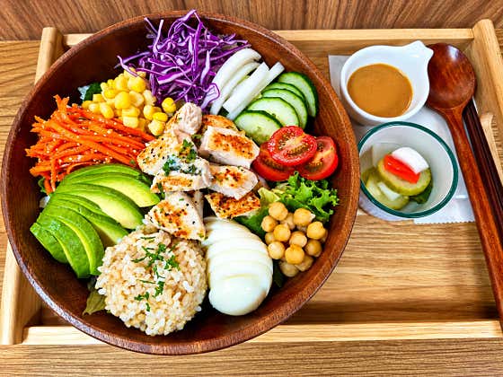 닭안심 포케 메뉴 사진(네이버)