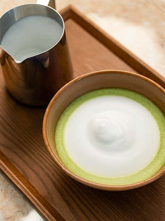 여섯개의 달