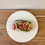Fig almond ricotta 메뉴 사진(네이버)