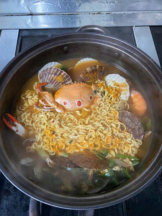꽃게해물라면 메뉴 사진(네이버)