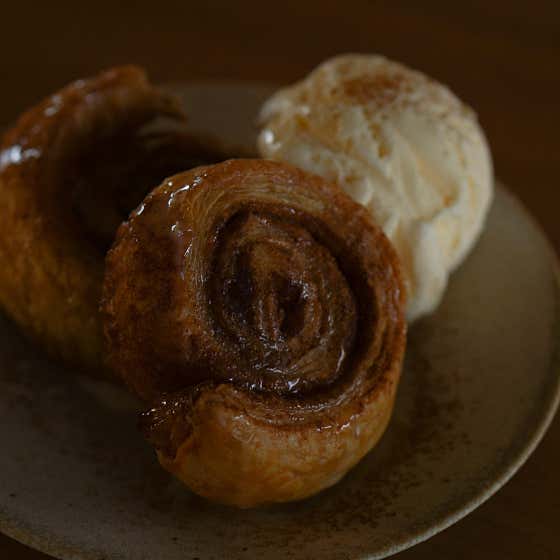 Cinnamon Roll 메뉴 사진(네이버)
