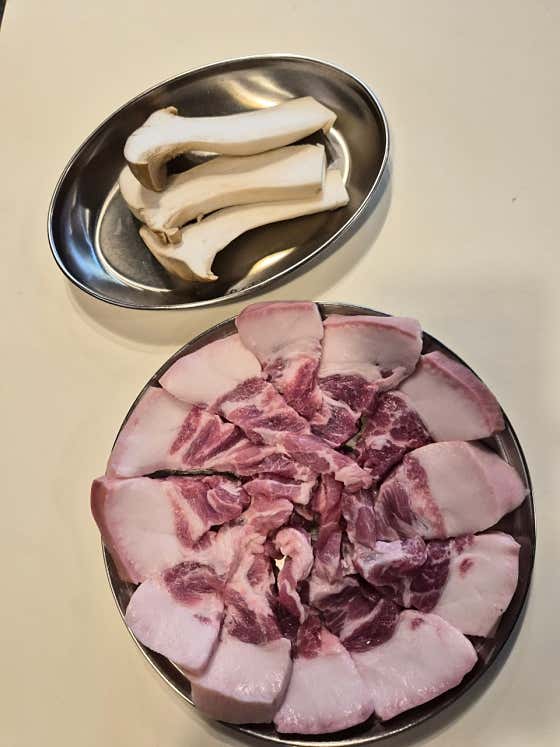 부다뒷고기숯불
