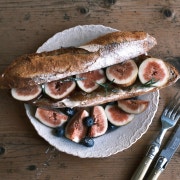 가을 무화과 바게트 메뉴 사진(네이버)