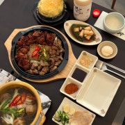 숯불 오돌뼈 한 상 반반(양념+간장) 메뉴 사진(네이버)