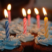 생일·기념일 케이크 반입 가능 메뉴 사진(네이버)