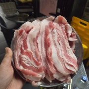국내산 생대패삼겹 메뉴 사진(네이버)