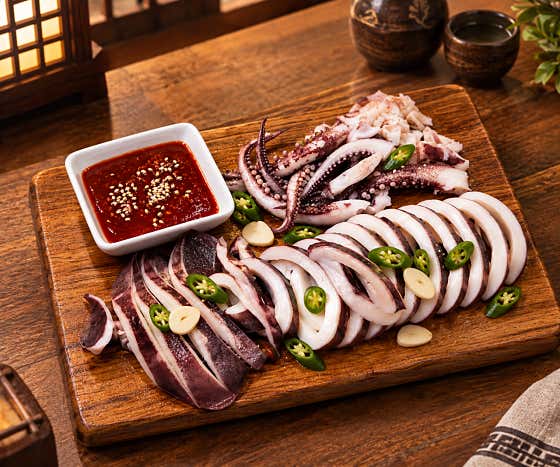 통오징어 숙회 메뉴 사진(네이버)
