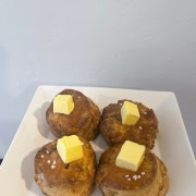 골든 씨솔트 카라멜 스콘 메뉴 사진(네이버)