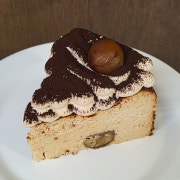 밤티라미수 치즈케이크 메뉴 사진(네이버)