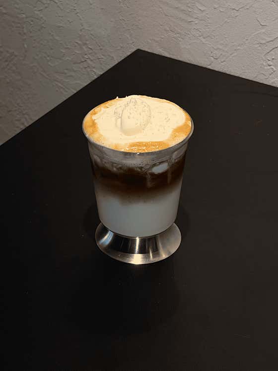 Coconut Kaya Latte 메뉴 사진(네이버)