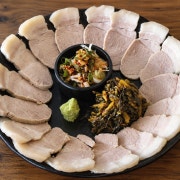 냉제육(소) 메뉴 사진(네이버)