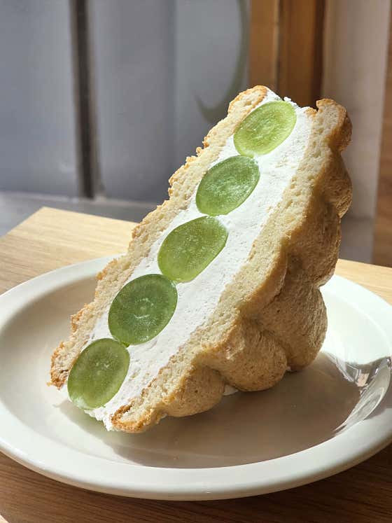 어나더문 · 네이버 지도·플레이스 2