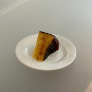 브륄레 바스크 케이크 메뉴 사진(네이버)