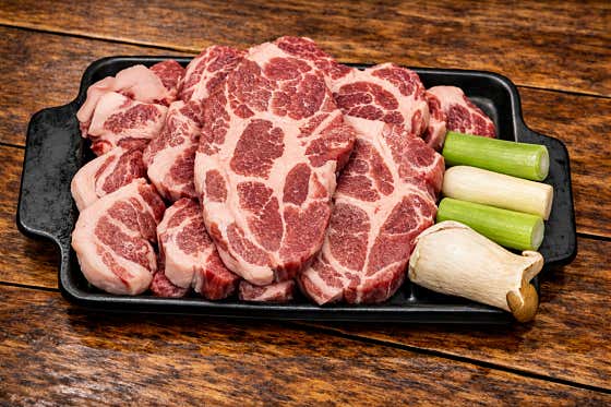 꽃목살 한 판 (3~4인) 메뉴 사진(네이버)