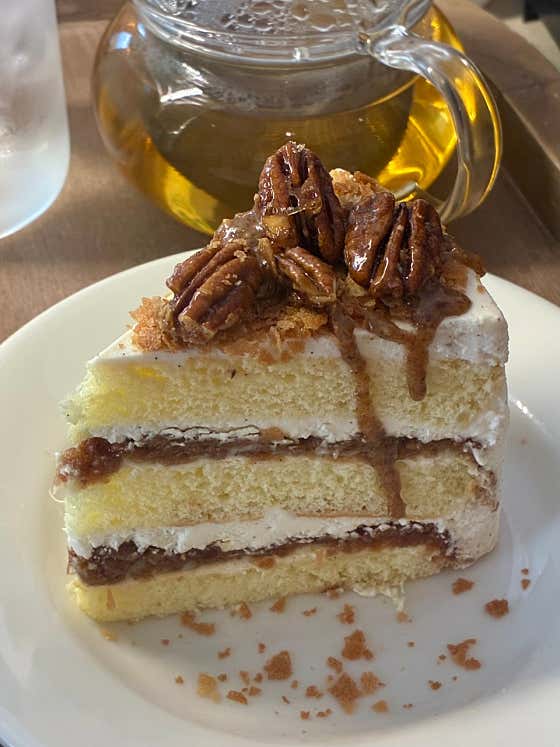 바닐라피칸프랄리네 케이크 메뉴 사진(네이버)