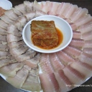 냉수육홍어삼합 메뉴 사진(네이버)