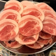 국내산대패뽈항정살(100g) 메뉴 사진(네이버)