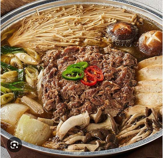 등심불고기전골+영양돌솥밥 메뉴 사진(네이버)
