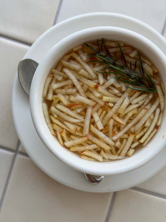 (SEASON) 애플시나몬 티 메뉴 사진(네이버)