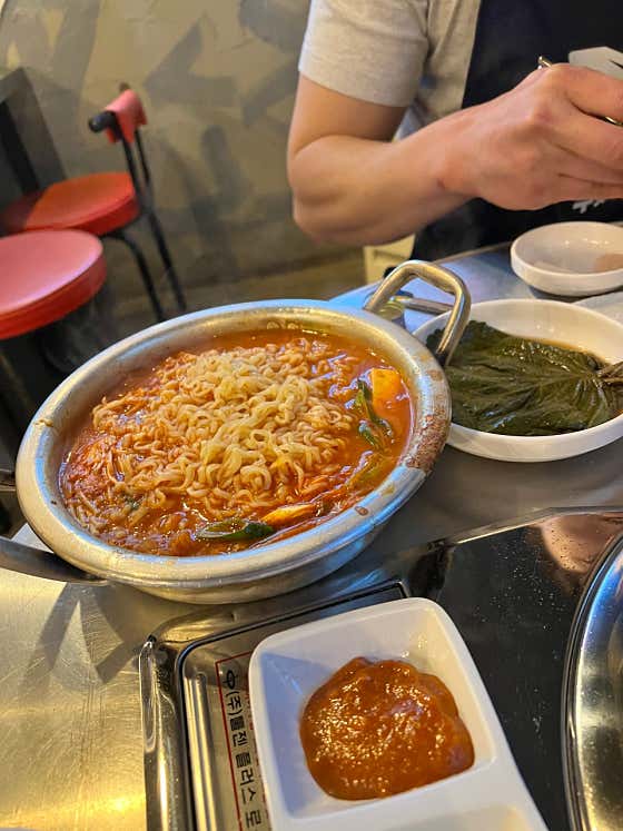 네이버 플레이스 홍돈가 : 네이버