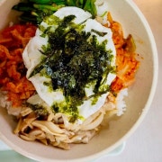 김치제육컵밥 메뉴 사진(네이버)
