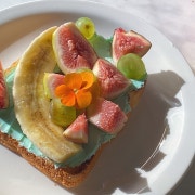 Season toast 메뉴 사진(네이버)