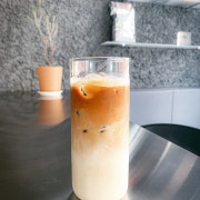 카라멜 라떼 메뉴 사진(네이버)