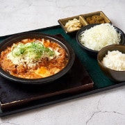 김치카츠나베 정식 메뉴 사진(네이버)