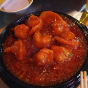 칠리새우 중 / 소 메뉴 사진(네이버)