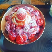 생과일 딸기빙수 메뉴 사진(네이버)