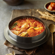 가마솥 묵은지찌개 메뉴 사진(네이버)