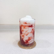딸기요거트 메뉴 사진(네이버)