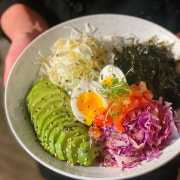 명란 아보카도 비빔밥 메뉴 사진(네이버)