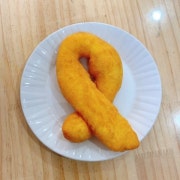 찹쌀꽈배기 1개(인절미) 메뉴 사진(네이버)
