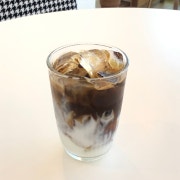 수제바닐라라떼 메뉴 사진(네이버)
