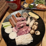한돈360g세트(삼겹살+목살) 메뉴 사진(네이버)