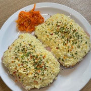에그베이컨오픈토스트 메뉴 사진(네이버)