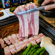 숙성 삼겹살 메뉴 사진(네이버)