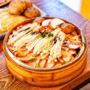 1인 오리훈제 메뉴 사진(네이버)
