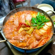 부대찌개 메뉴 사진(네이버)
