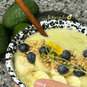 아보카도 스무디 보울 메뉴 사진(네이버)