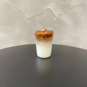 콜드브루 라떼 메뉴 사진(네이버)