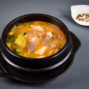 차돌박이 된장찌개(밥포함) 메뉴 사진(네이버)