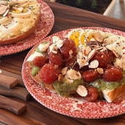 토마토 마리네이드 베이글 메뉴 사진(네이버)
