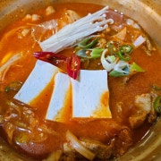 돼지김치찌개 메뉴 사진(네이버)