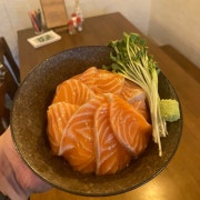 사케동 메뉴 사진(네이버)