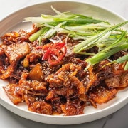 국내산 한돈 제육볶음 메뉴 사진(네이버)