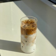 카페라떼(ICE) 메뉴 사진(네이버)