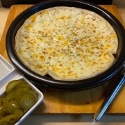 고르곤졸라 피자 메뉴 사진(네이버)